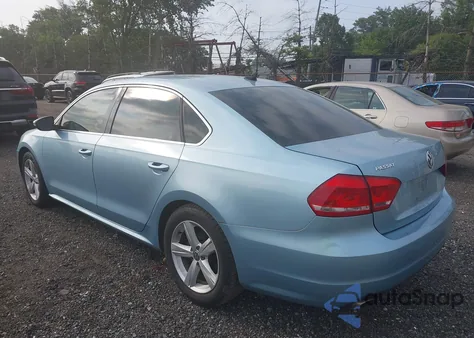 2012 Volkswagen Passat 2.5L Se from USA, damaged, VIN 1VWBP7A32CC026590